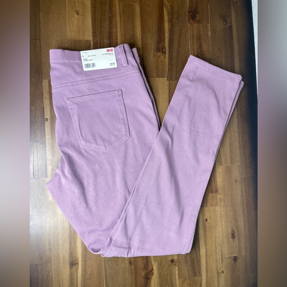 NWT Uni Qlo Women’s Pants Size L